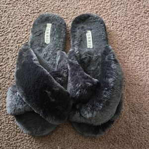 Torrid Black Plush Cross Strap Slippers Size 10.5 WW